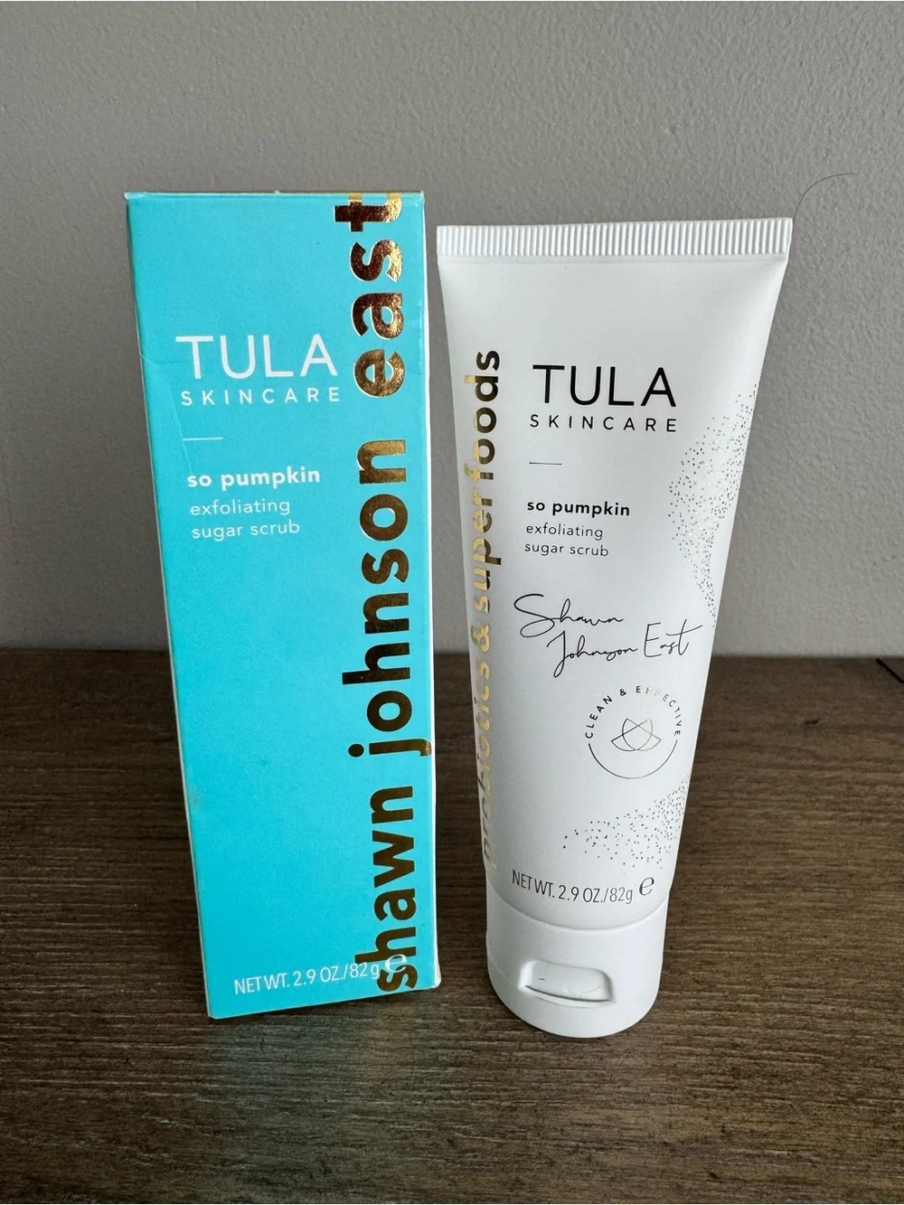 Tula So Pumpkin Exfoliating Sugar Scrub — White & Teal